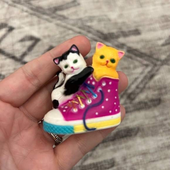 Vintage Lisa Frank PVC Figurine Lot Cake Topper Panda Casey Bunny Sneaker Cat - Picture 3 of 7